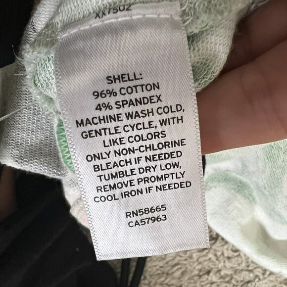 NWT Camo Crop Top Muscle LARGE OPEN EDIT Green Pink Strong Shoulder Abstract - Picture 10 of 10